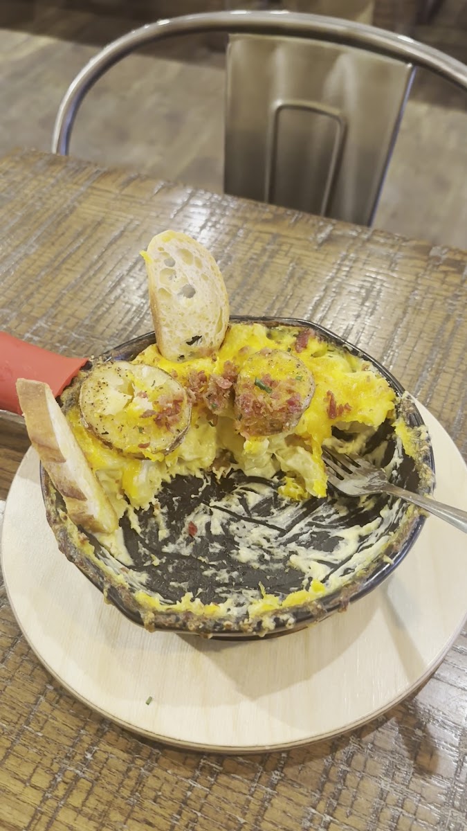 Macs (Macaroni And Cheese Shop) Appleton-2